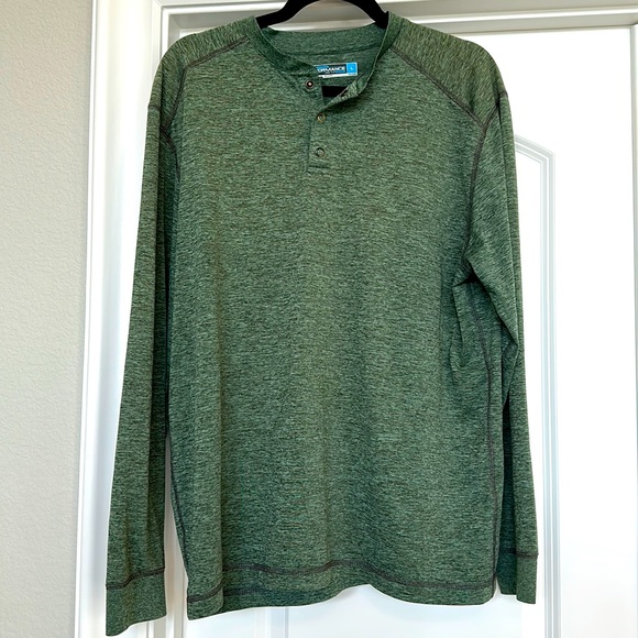 Roundtree & Yorke Other - Round Tree & Yorke Performance Hunter Green Tech Long Sleeve with Snaps Top